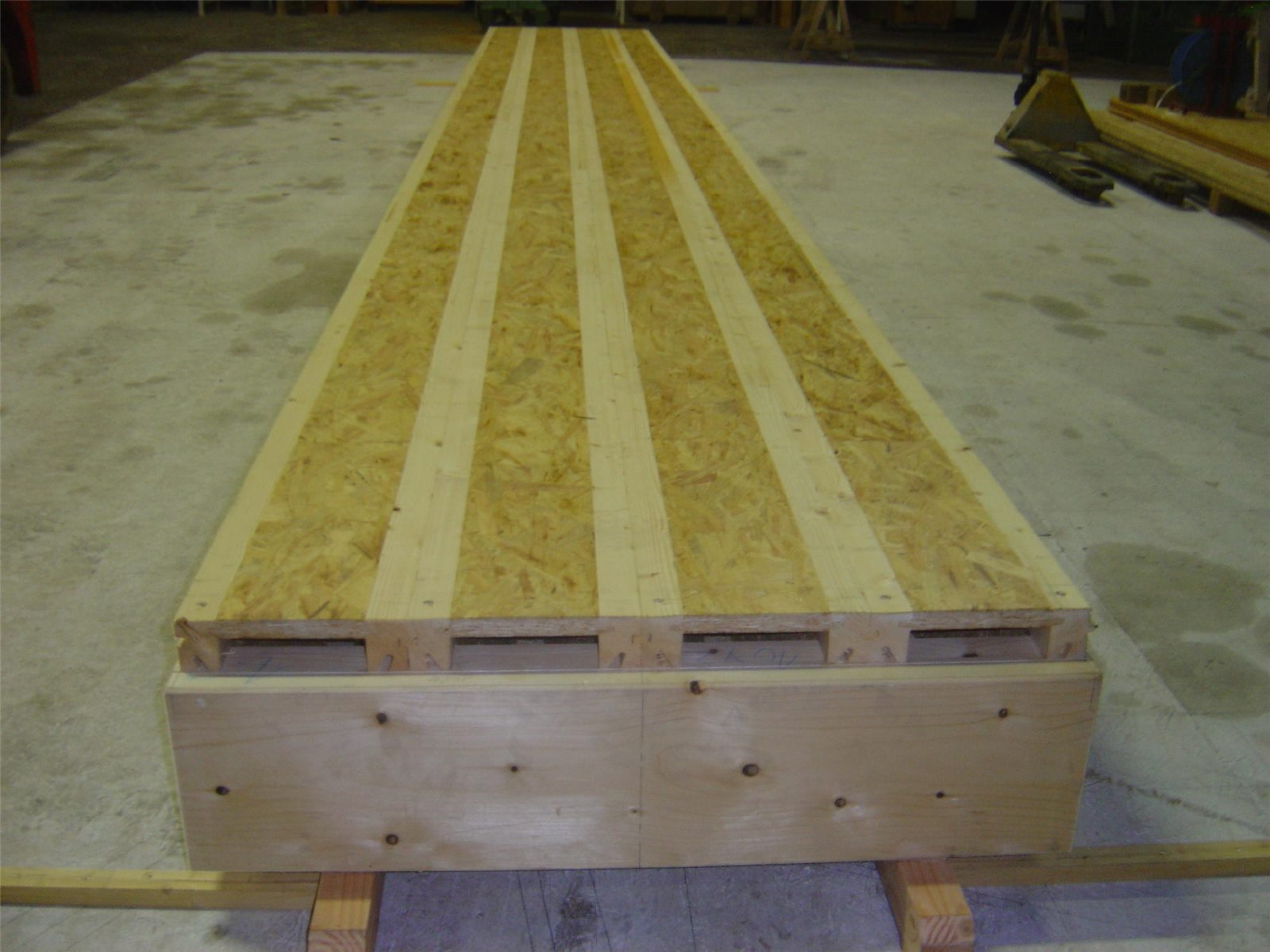 Poutre de plancher Jappy — membrures bois et âmes OSB